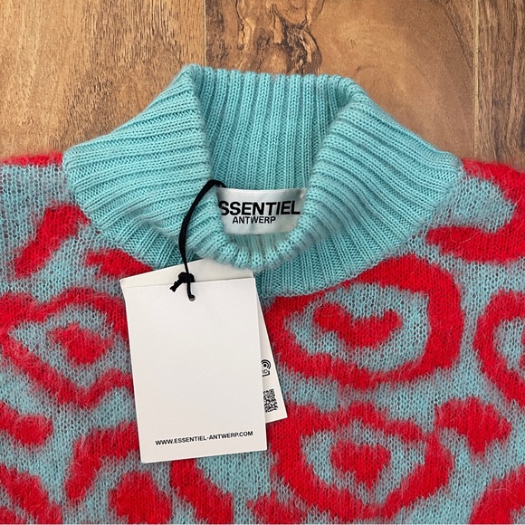 NWT Anthropologie Essentiel Antwerp Jacquard Turtleneck Sweater Small Blue Red - Picture 3 of 4